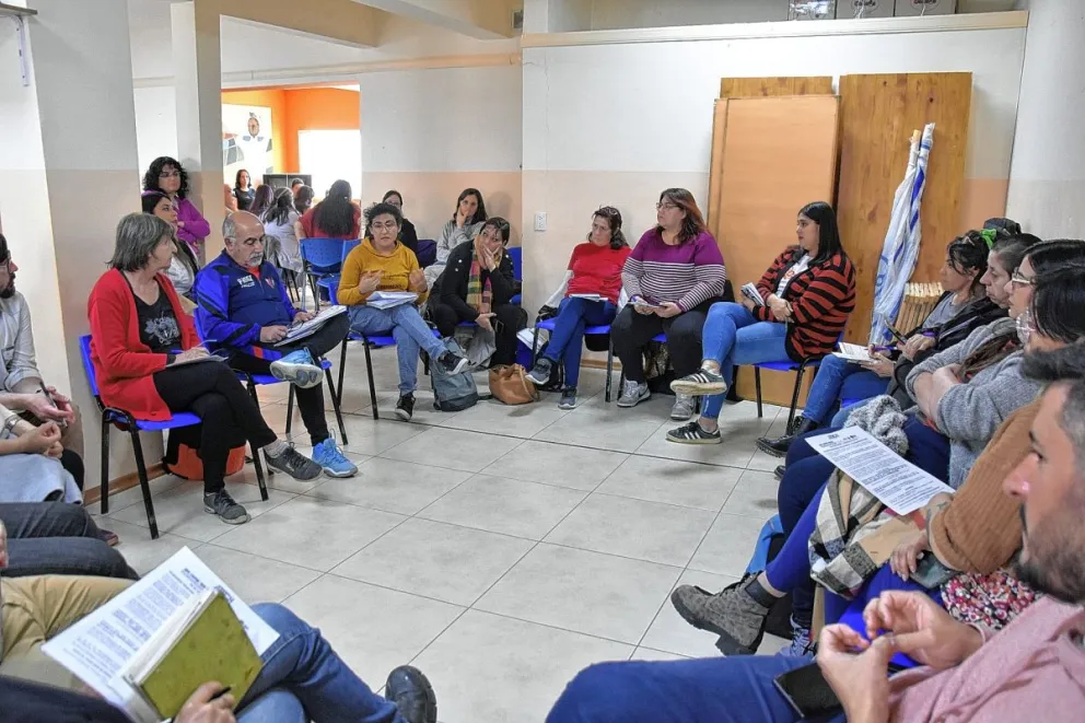 Se realizó el Plenario Provincial de Delegadas y Delegados de ATECh en la Regional Sur