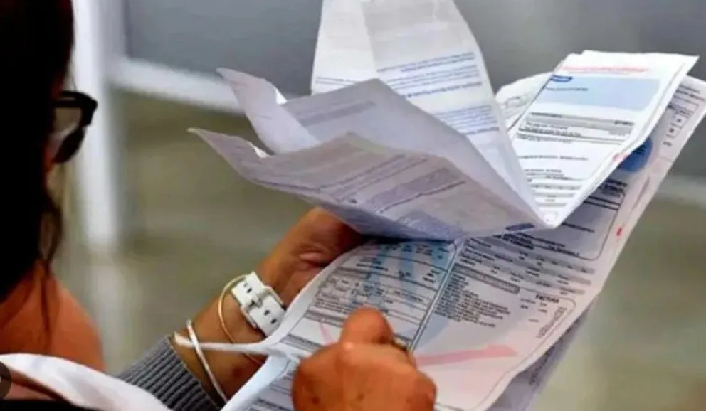 Con tarifas y naftas congeladas, cuáles son los aumentos que se vienen en octubre