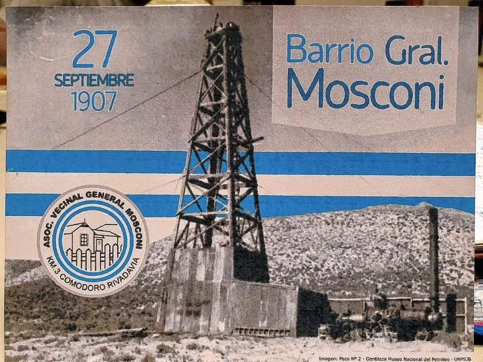 Continúa el festejo del barrio Mosconi con una caminata de contenido histórico
