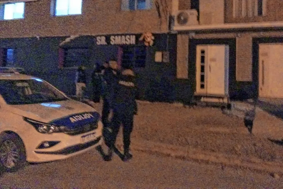 Clausuran local nocturno por adelantar su fiesta inaugural