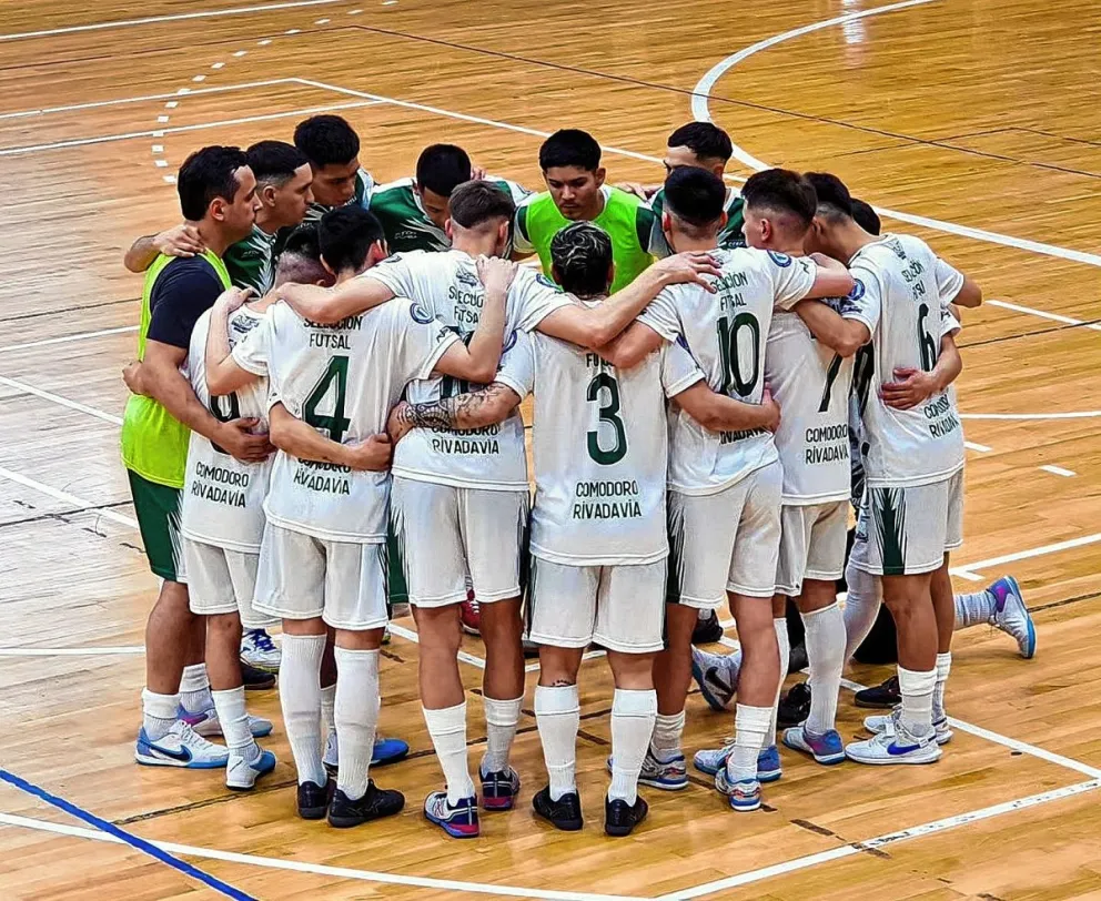 Mal debut de Comodoro