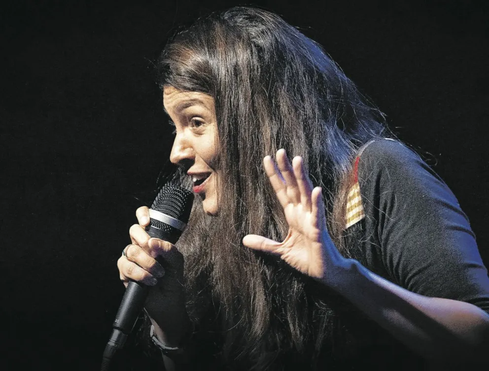 Camila Warner, una artista que le canta a la Patagonia