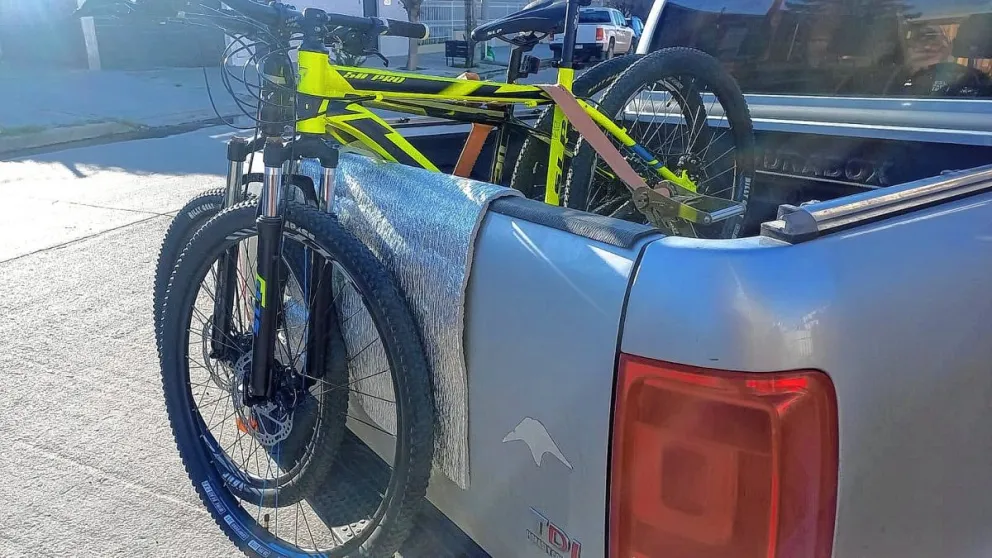 Ladrones ingresaron a una vivienda en barrio Roca mientras los propietarios dormían