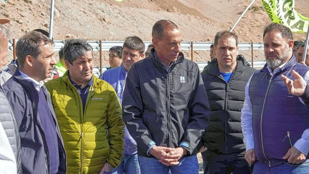 Glinski anunció que la semana que viene comienzan los trabajos de Vialidad Nacional en la Ruta 40, y destacó trabajo conjunto con el Gobierno nacional