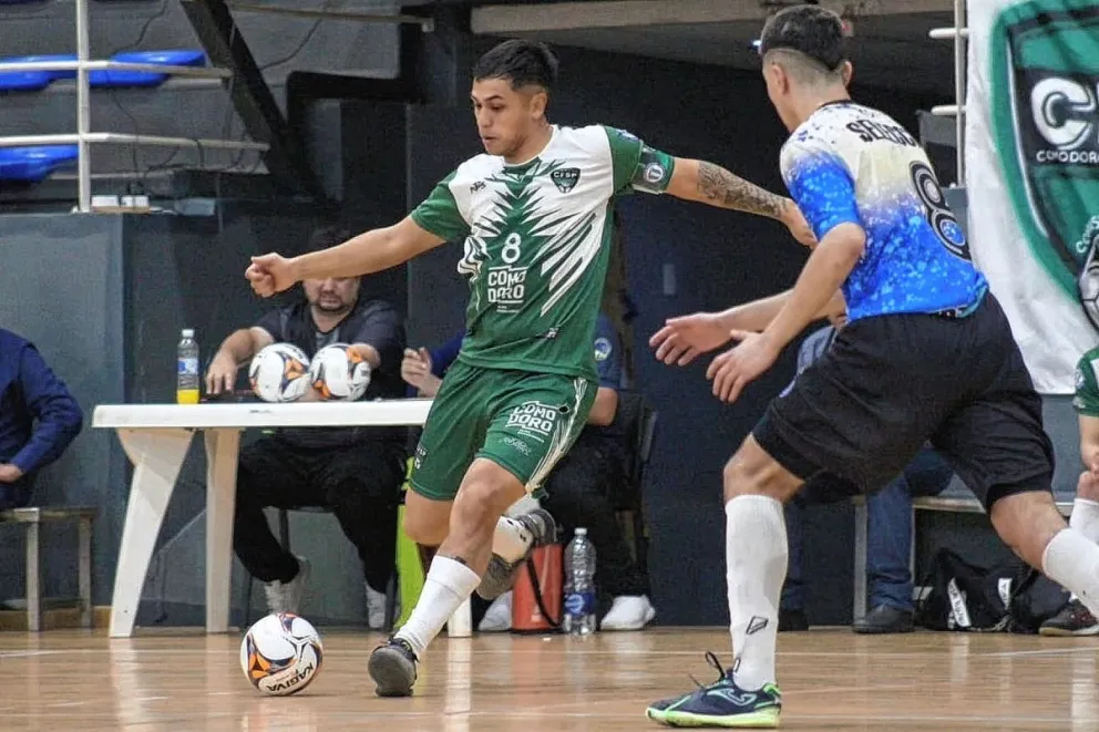 Comodoro salvó la categoría