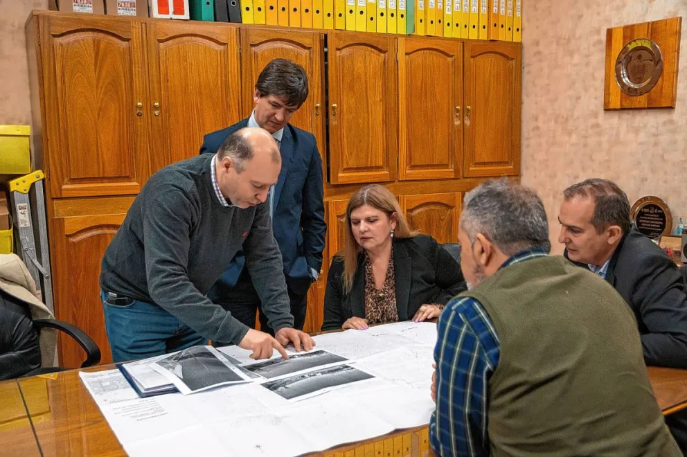 El Superior Tribunal de Justicia y la SCPL avanzan en la obra de electrificación de la Ciudad Judicial