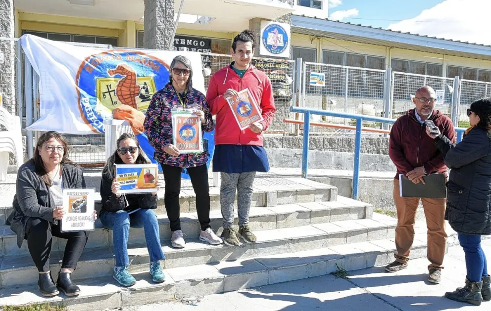Reclamo por el Biología Marina: “Les cerraron la escuela y siguen a la deriva”