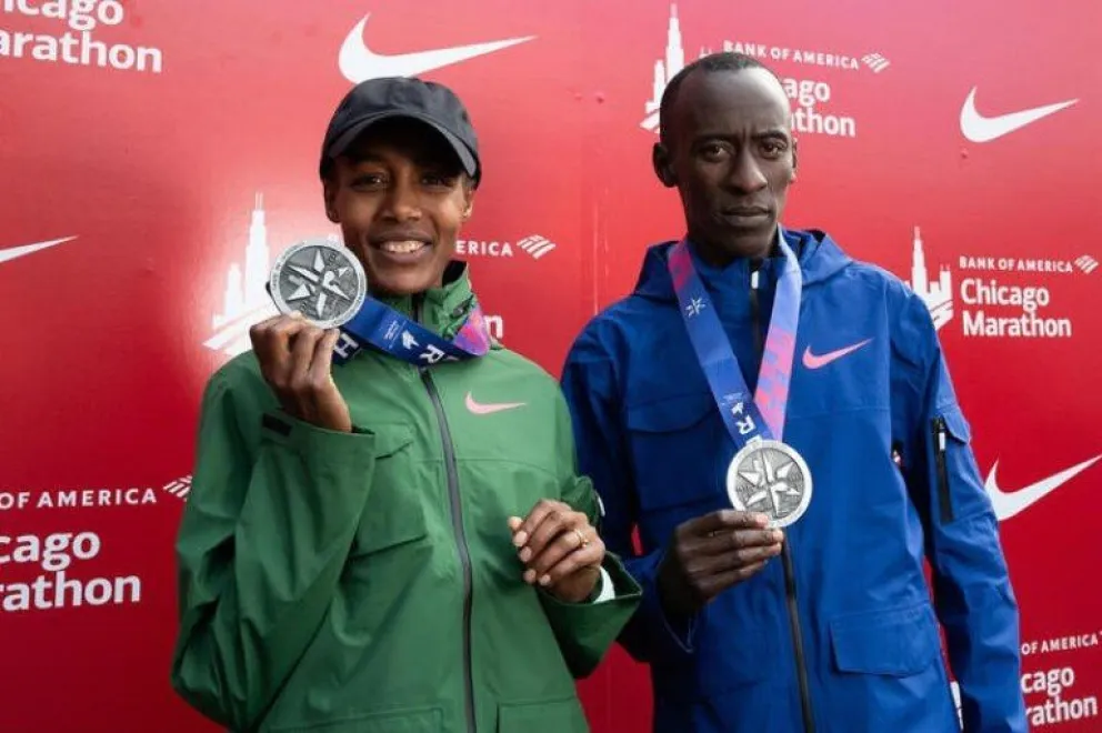 Keniano Kiptum pulverizó el récord mundial masculino de maratón en Chicago