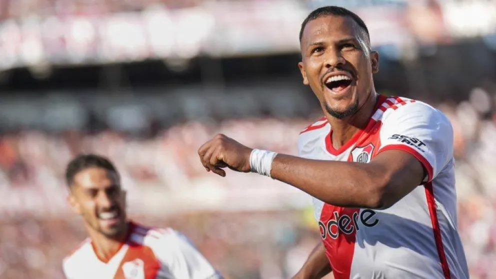 River le ganó a Talleres, sigue invicto como local y es el líder de su zona