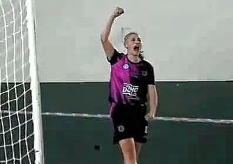 Doble triunfo para Comodoro y clasificación