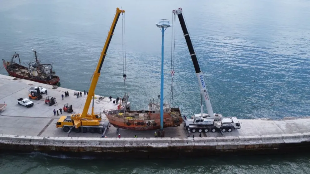 Operativo de salvamento del barco ‘Don Domingo’ concluye con éxito