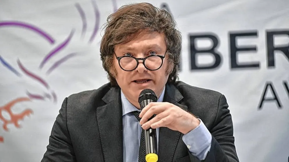 Milei acusó al Gobierno de intentar proscribirlo: “Saben que estamos a punto de ganar”