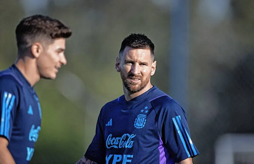 Con Messi confirmado entre los titulares, Argentina recibe a Paraguay en El Monumental