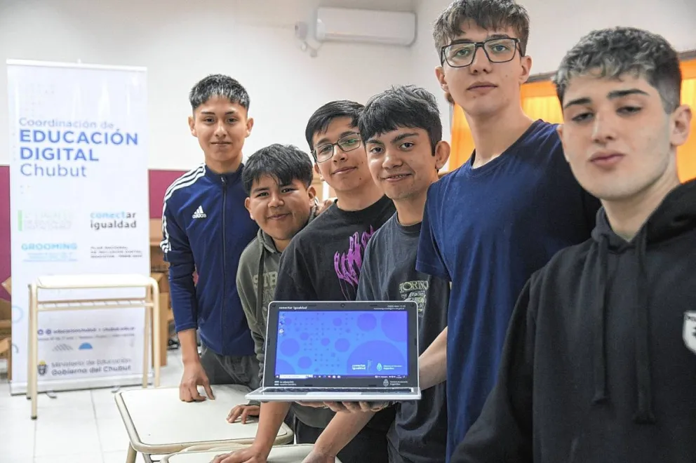 Comenzaron a llegar las netbooks de Conectar Igualdad a las escuelas secundarias chubutenses