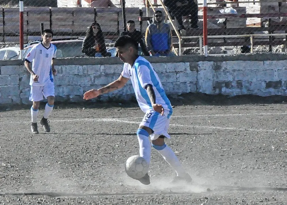 Tiro Federal se afianza como líder de la Zona A