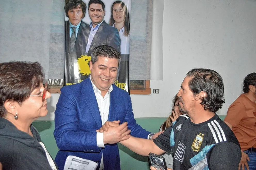 La Libertad Avanza capacitó a cerca de 300 fiscales de mesa