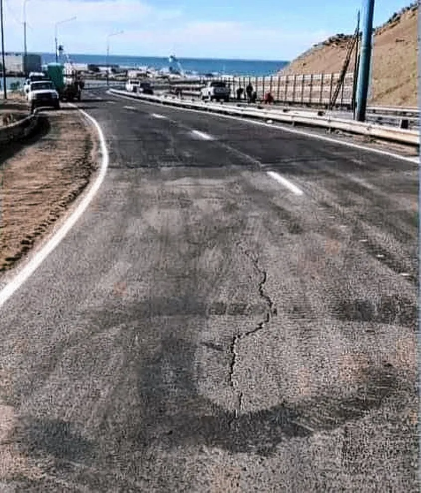 Luque: “Son fisuras superficiales anteriores a la caída del tramo que ya fue reconstruido”