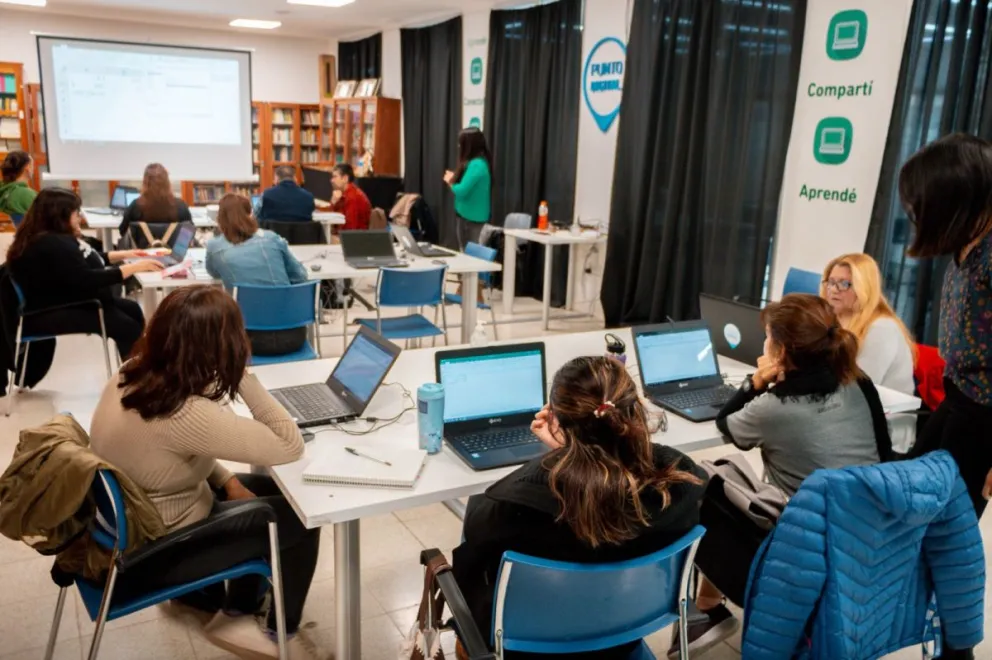 El Municipio llama a inscripciones para participar de los últimos cursos del año del Programa Punto Digital