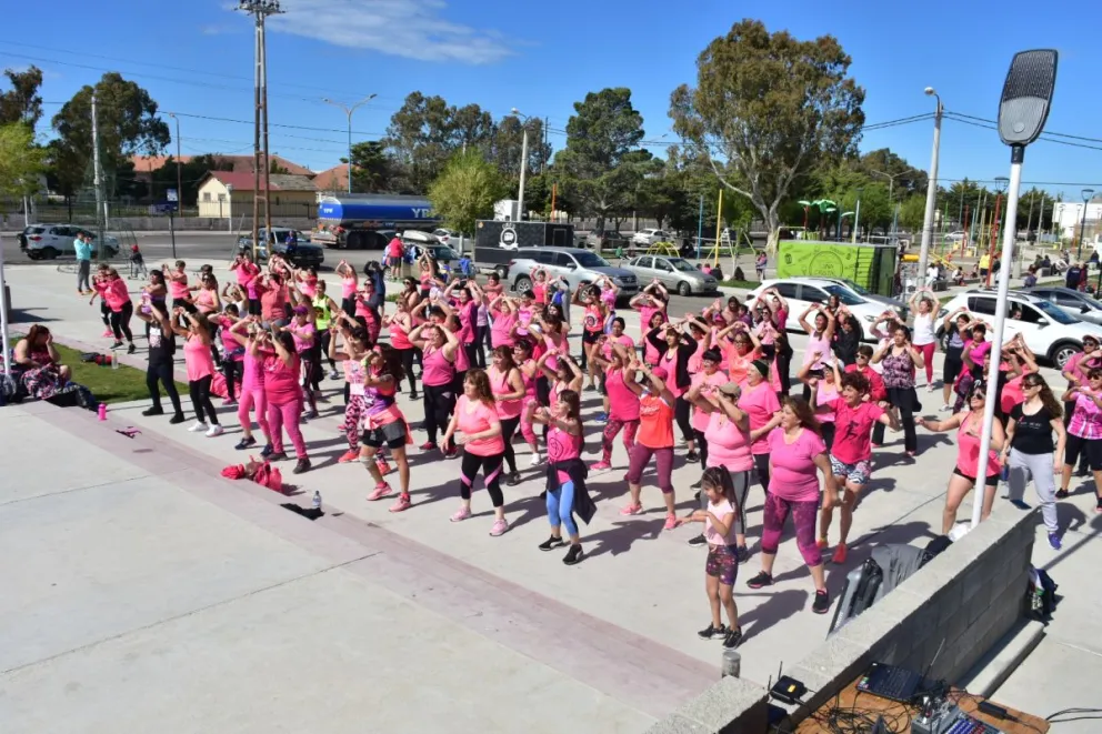 Masterclass de Zumba “Día Rosa” en lucha contra el cáncer de mama