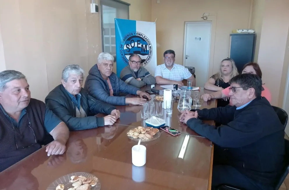 Gremios municipales reclaman reunión paritaria