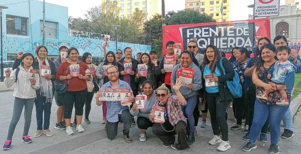 Ulacia: “Ni saqueadores, ni patoteros, ni fachos, vamos con luchadores al Congreso”