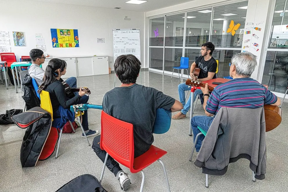 Más de 800 personas transitan a diario por el Centro de Encuentro de Km. 8