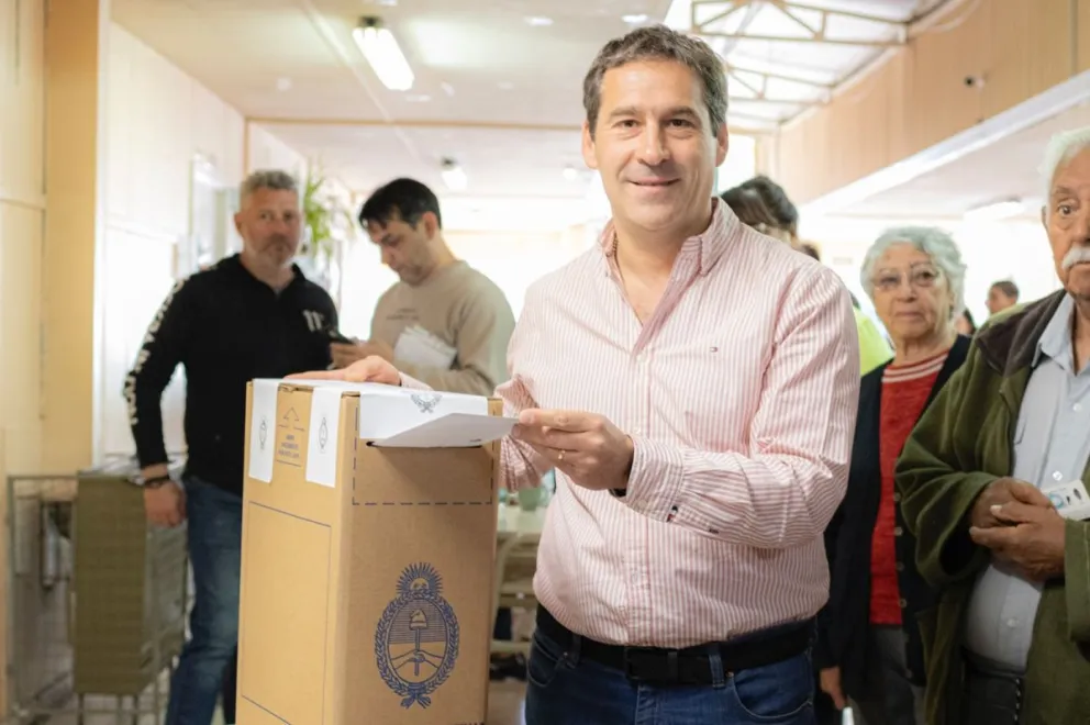 Luque valoró una importante participación de votantes en un momento bisagra del país