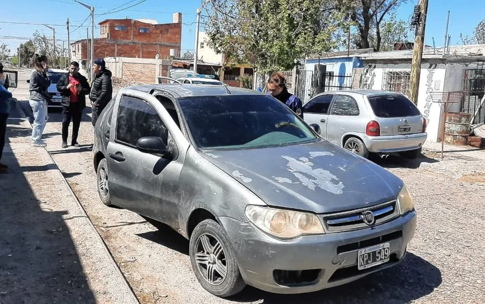 En Trelew, les robaron camioneta con la recaudación a dos repartidores de Madryn: la encontraron y hay un detenido