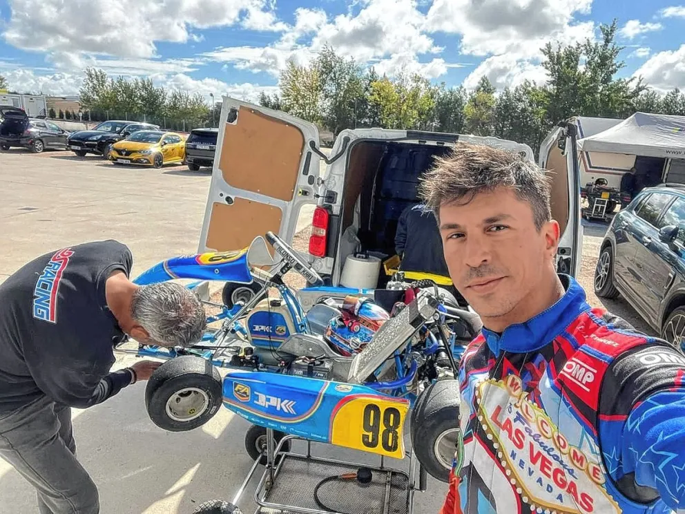 Javier Fernández llegó a Lisboa para correr el Mundial de Karting