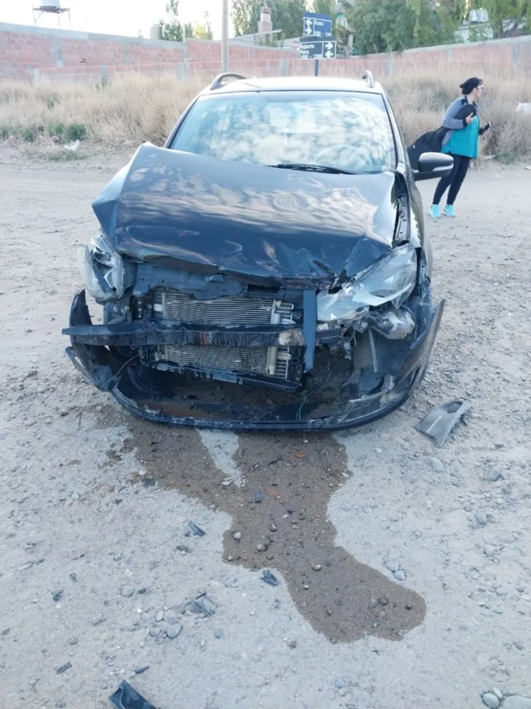 Dos menores lesionados en un accidente en barrio Malvinas