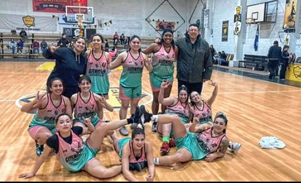 Gimnasia y Federación buscan meterse en la final