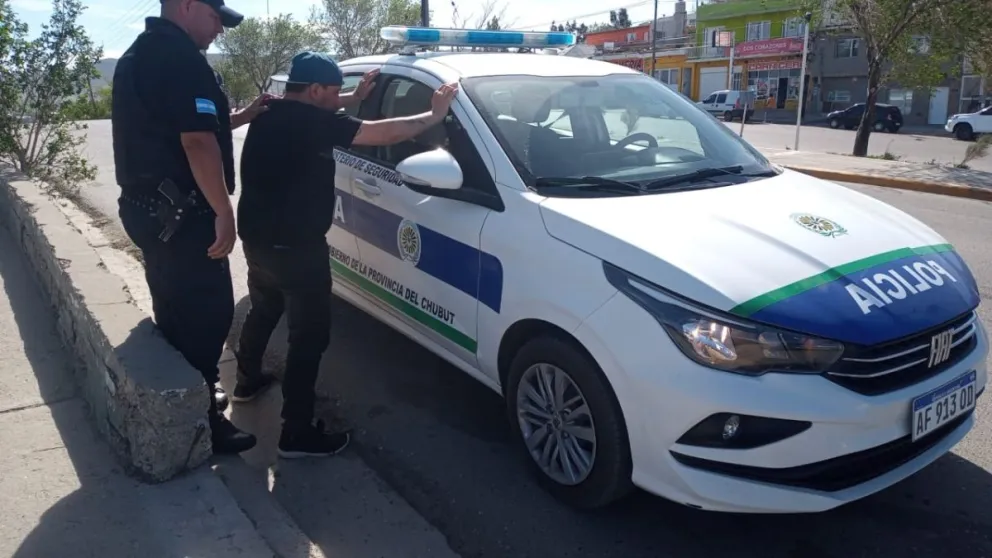 Detuvieron a Hueicha por contar con pedido de captura