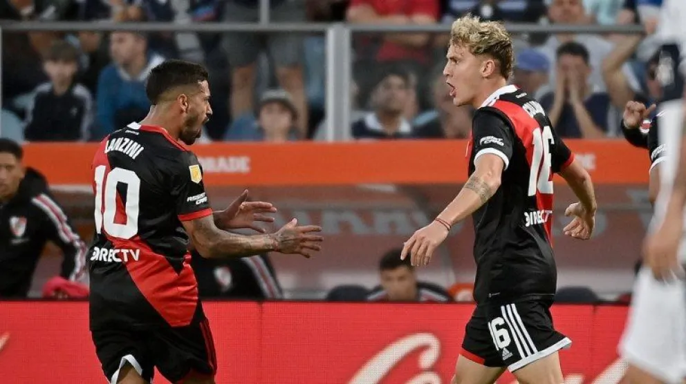 River venció a Gimnasia y se aleja en el liderazgo de su zona