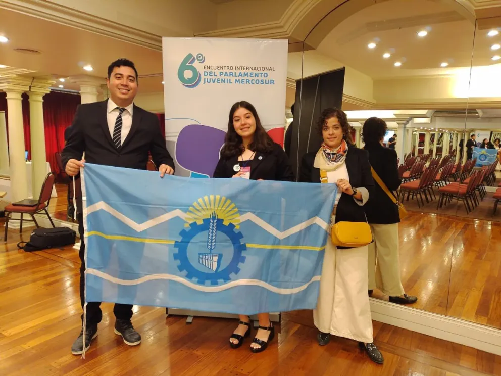 Estudiante de Chubut representó al país en el Parlamento Juvenil del Mercosur