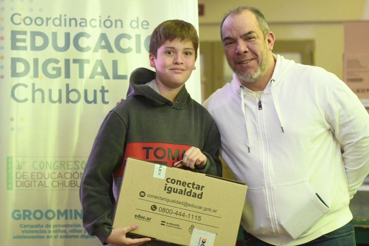 Se entregaron más de 8.000 netbooks de Conectar Igualdad en Chubut