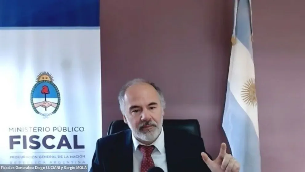 Insaurralde acusó al fiscal que lo investiga de hacer campaña para la oposición y éste le contestó que es “una canallada”