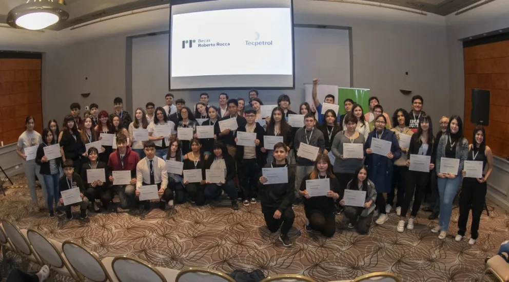 Grupo Techint entregó 70 becas a estudiantes de Comodoro y Rada Tilly