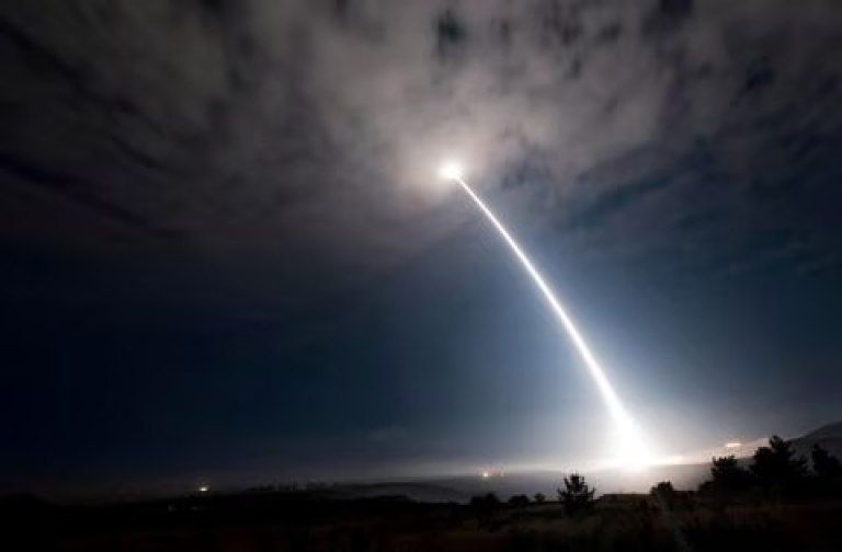 Corea del Norte se inquieta por una prueba misilística de Estados Unidos
