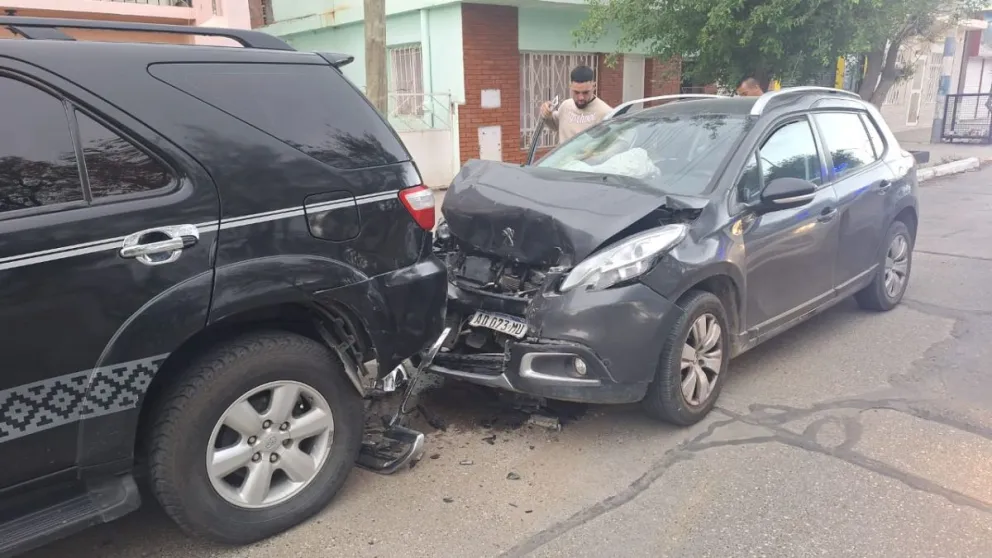 Conducía alcoholizado y provocó un choque múltiple