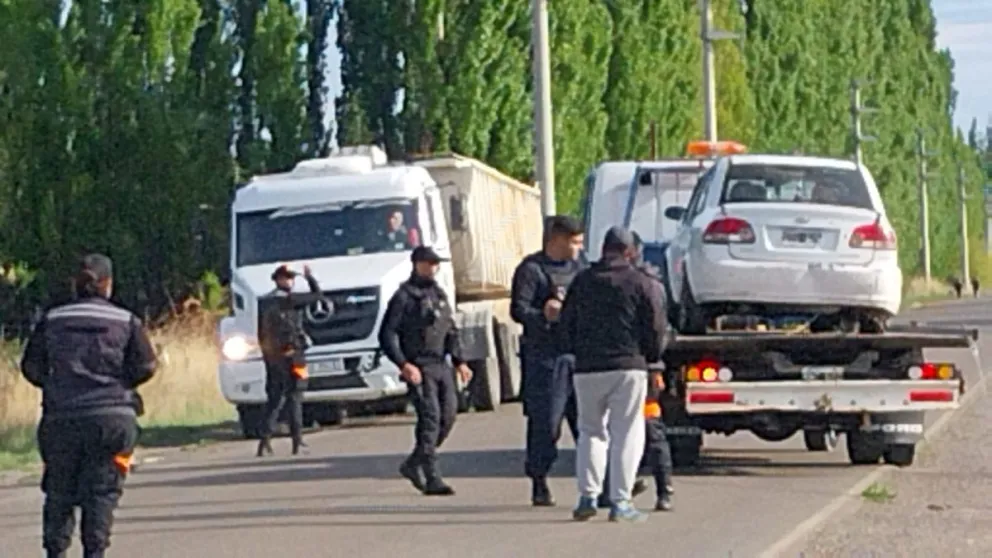 Sarmiento: conducía un remis en estado de ebriedad y cayó al canal de riego