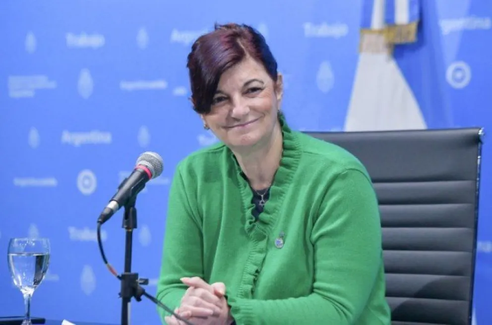 Kelly Olmos ratificó que el Gobierno está a favor de una reducción de la jornada laboral