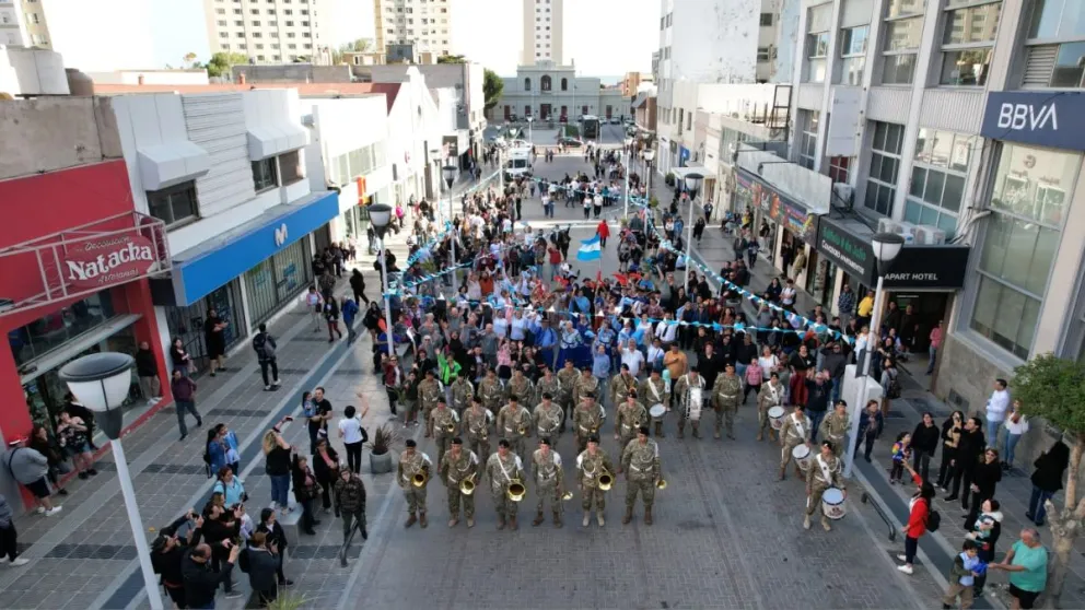 La calle 9 de Julio se vistió de fiesta por el Día de la Tradición