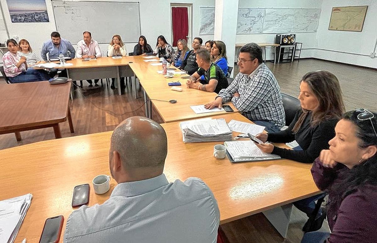 El proyecto de pirotecnia lumínica y sin estruendo no será aprobado pero se buscará “prueba piloto”