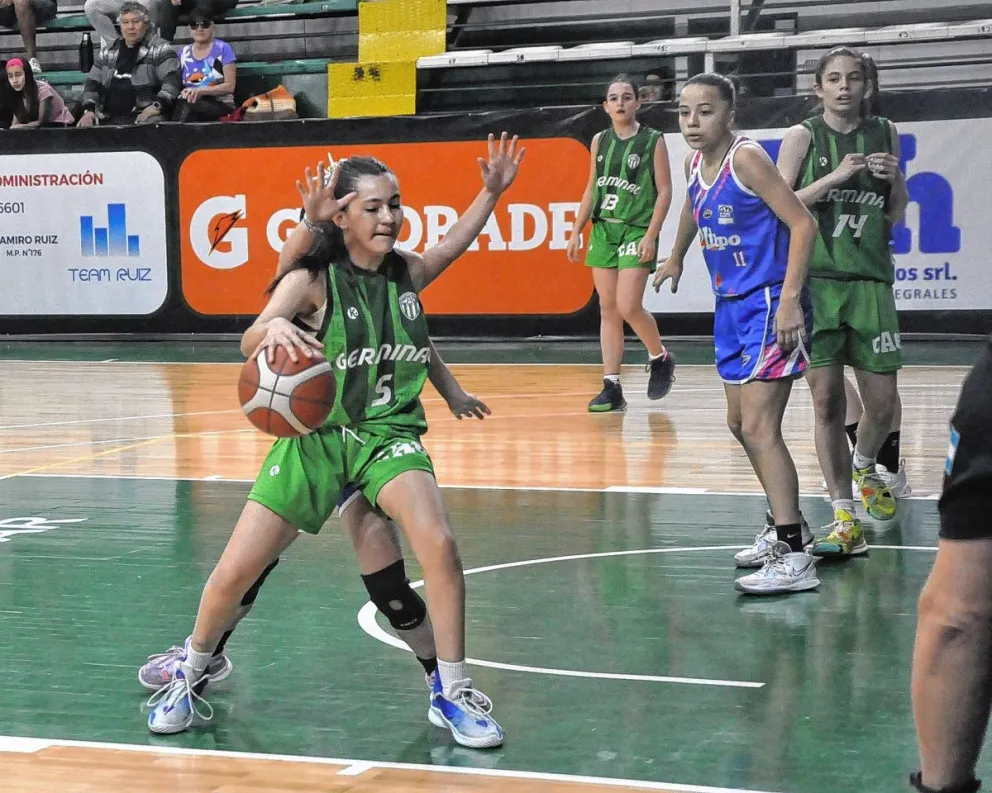 Las chicas de Gimnasia avanzaron en el segundo lugar