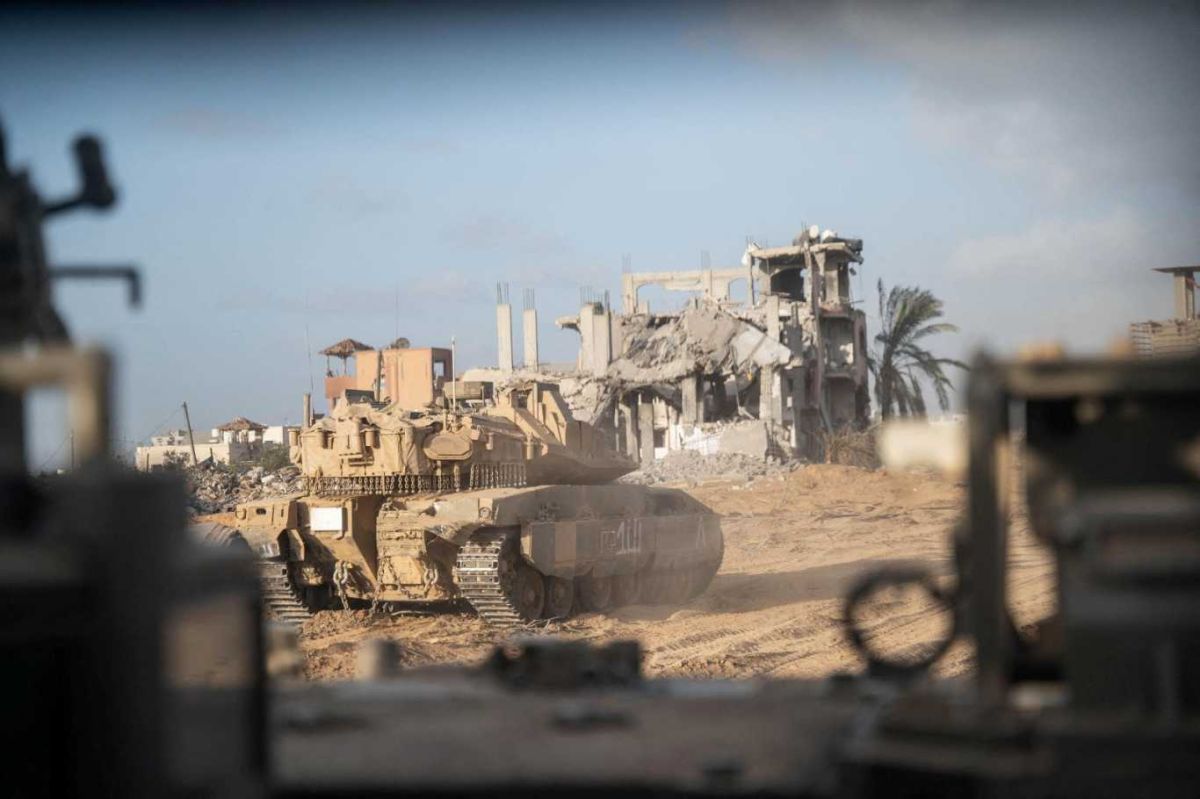 Asedio de tanques israelíes al principal hospital de Gaza