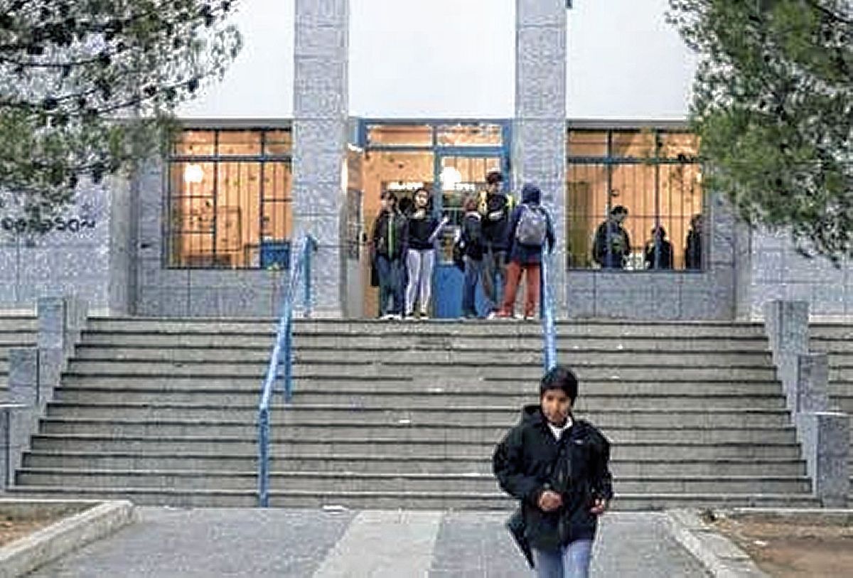 Hay seis escuelas sobredemandadas en Comodoro y 402 estudiantes deberán ser reubicados