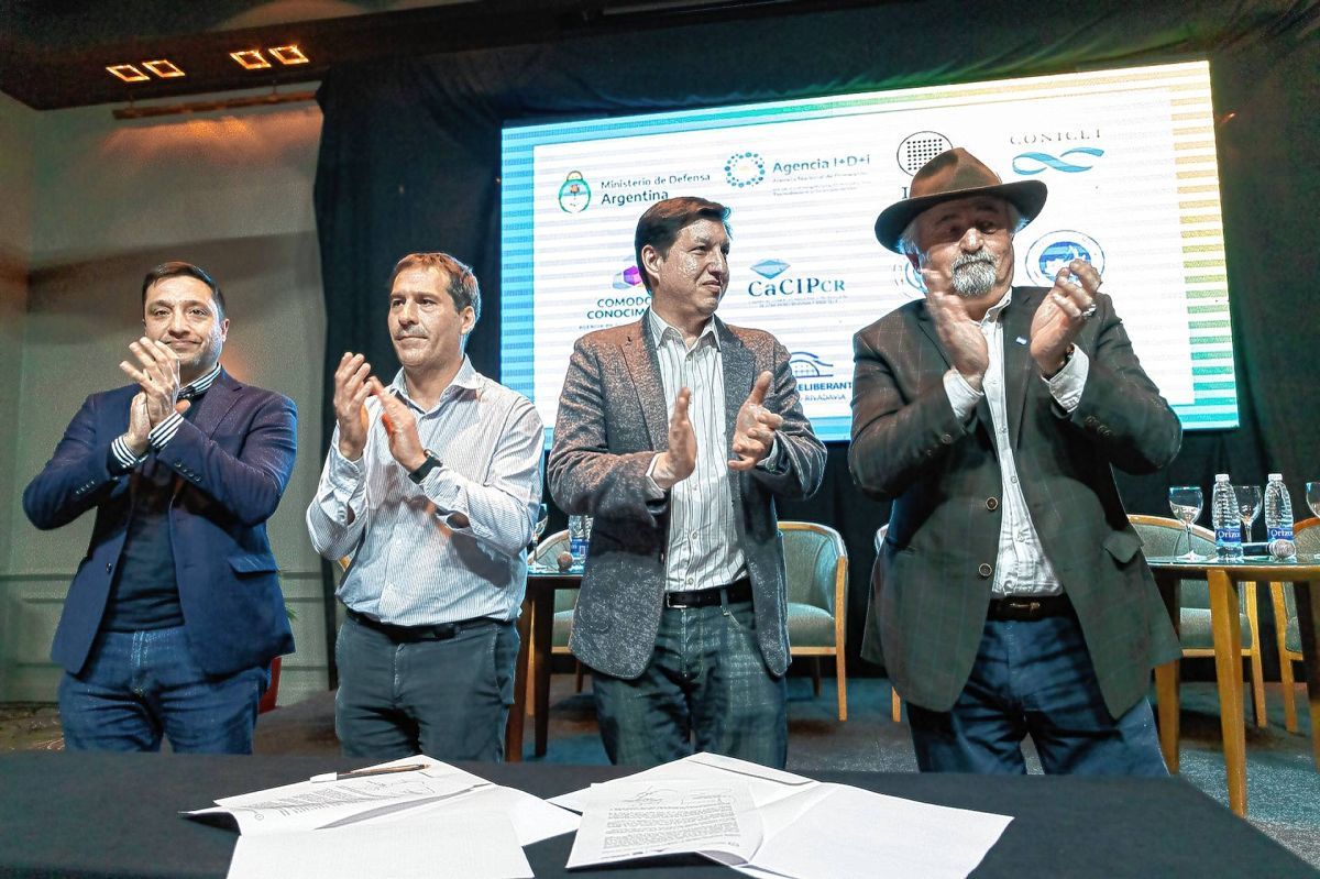 Luque acompañó la jornada “Agendas de Futuro del Golfo San Jorge”