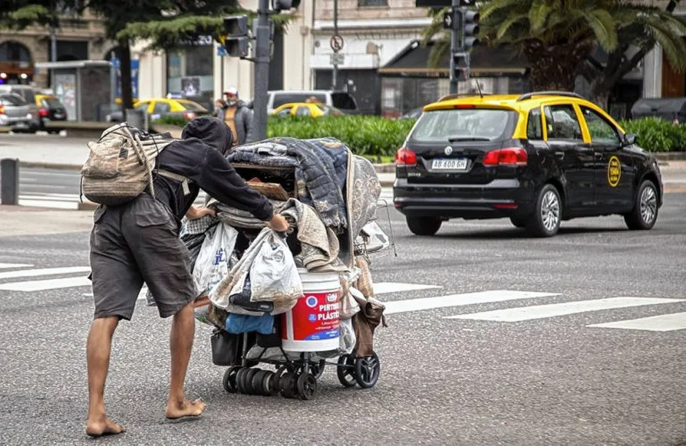 Una familia necesita más de $345 mil de ingresos mensuales para no ser pobre en la Argentina