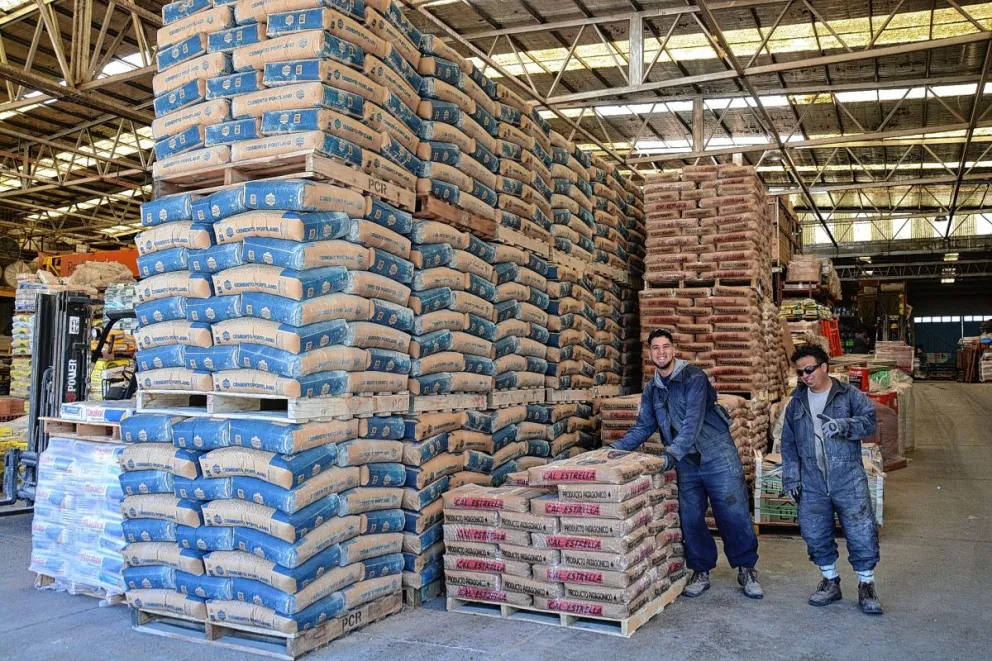 “La gente compra materiales de construcción como método de ahorro”, dicen desde Mottesi
