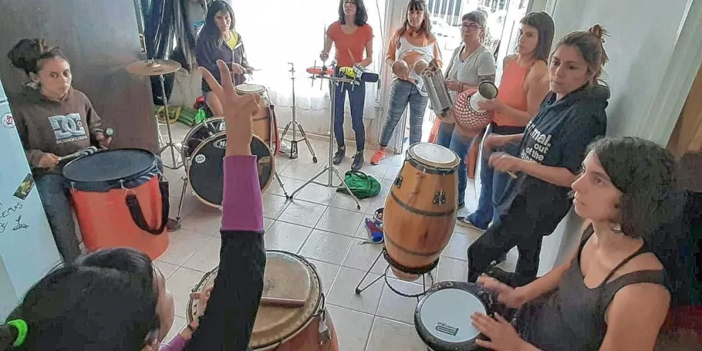 Abrieron un registro regional de músicas mujeres y diversidades para buscar el cumplimiento de la Ley de Cupo Femenino en festivales